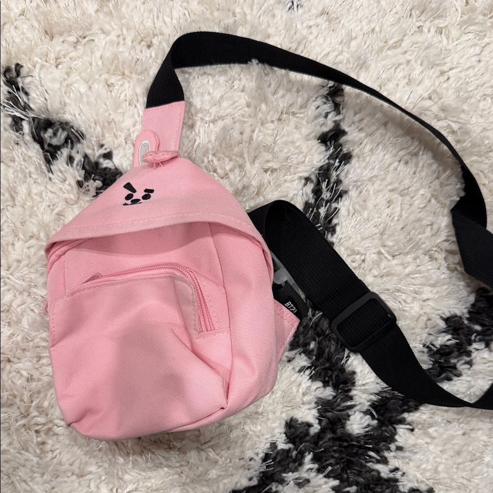 Cooky Crossbody Bag